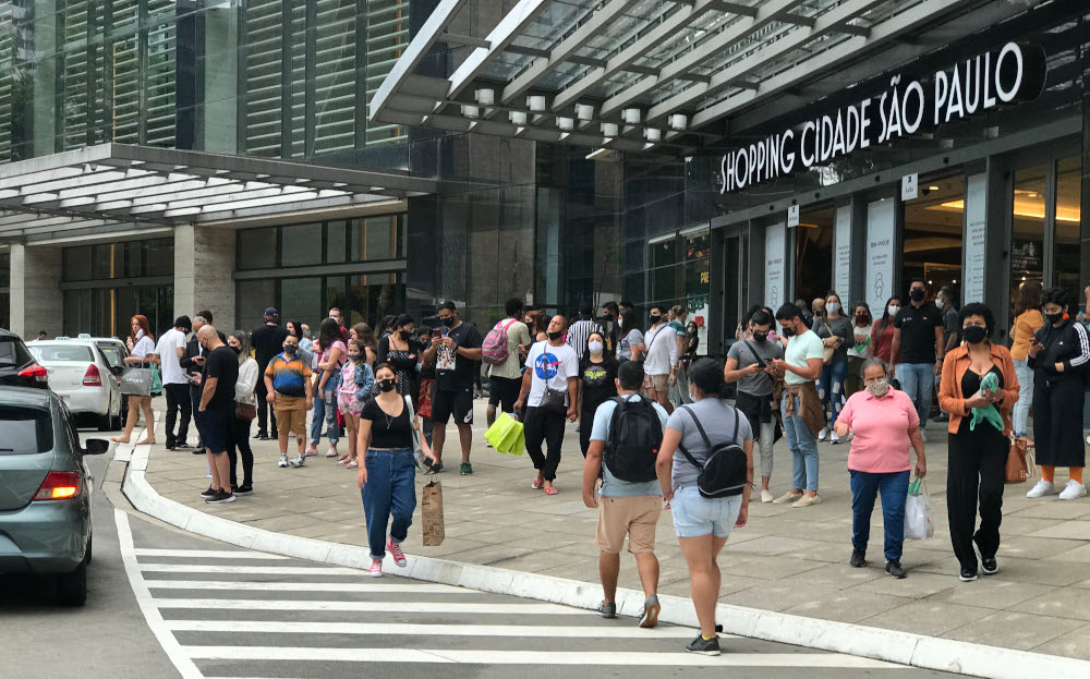 A crowd of people in Sao Paulo, Brazil October 27, 2020. The unemployment rate was up from 11.8 per cent during the same quarter last year and 14.4 per cent for the June-August period in 2020. u00e2u20acu201d Reuters pic 