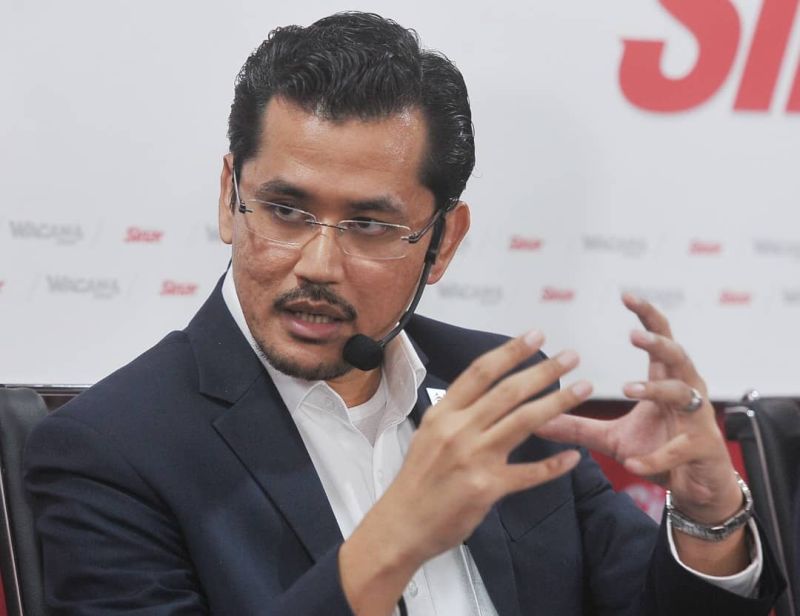 Wan Anwar said an amendment would not be required if MPs agree that Article 52 includes virtual sittings. — Picture courtesy of W. Anwar W. Ibrahim