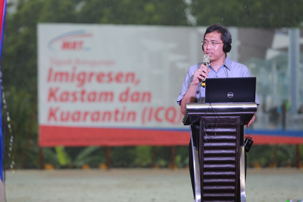 MRT Corp CEO Datuk Mohd Zarif Hashim speaks during the ground-breaking ceremony for the proposed Bukit Chagar Customs, Immigration and Quarantine (CIQ) Complex in Johor Baru November 22, 2020. u00e2u20acu201d Picture courtesy of MRT Corp