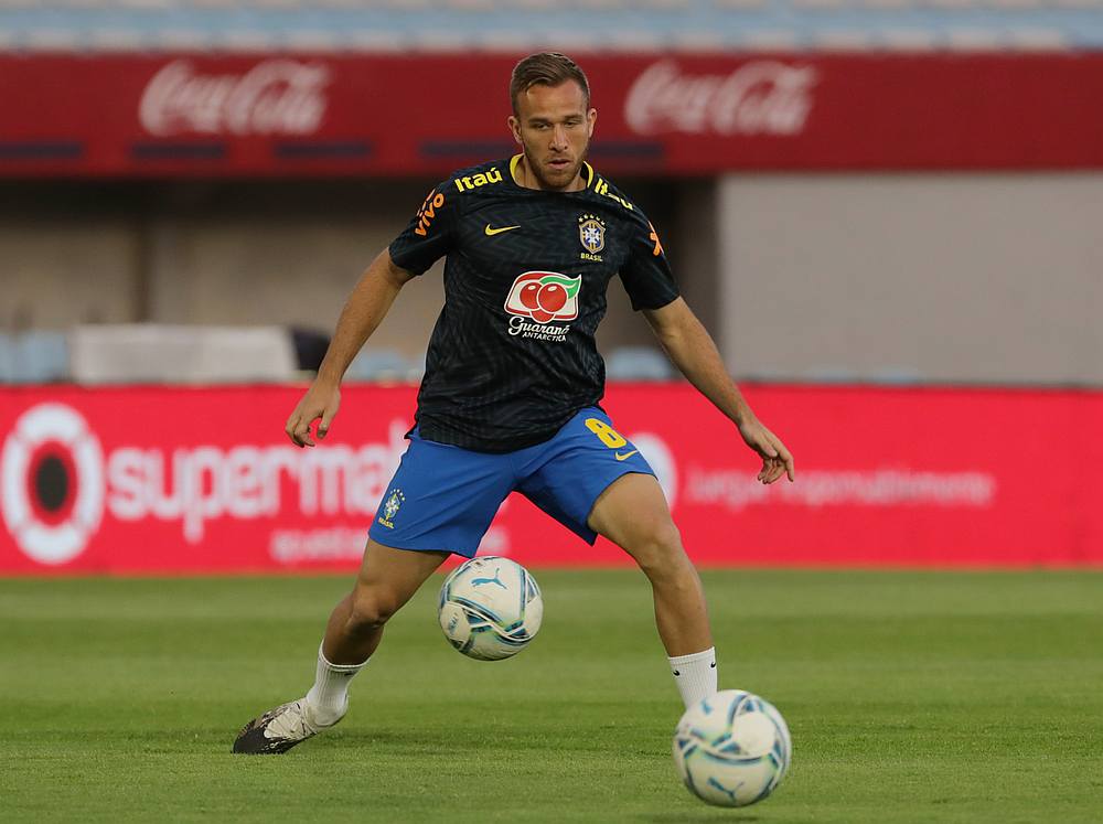 Brazil's Arthur warming up for the World Cup South American qualifiers with Uruguay at Estadio Centenario, Montevideo, Uruguay November 17, 2020. u00e2u20acu201d Pool pic via Reuters