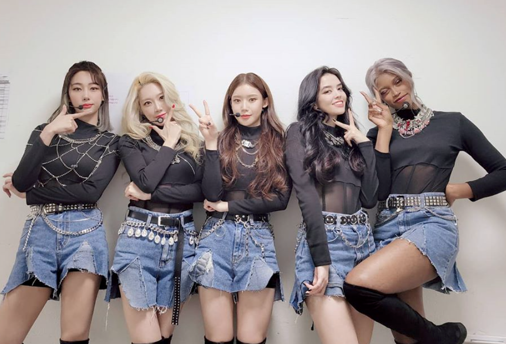 Hyeme (far left) with her fellow Black Swan members. — Picture from Instagram/blackswan___official