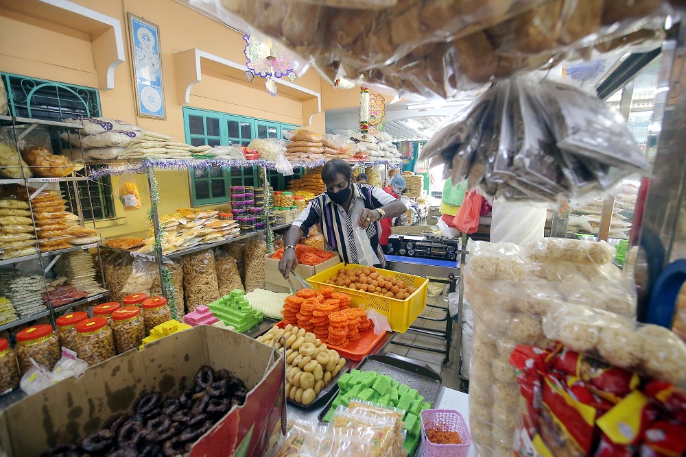 Cruchies are must haves during Deepavali.