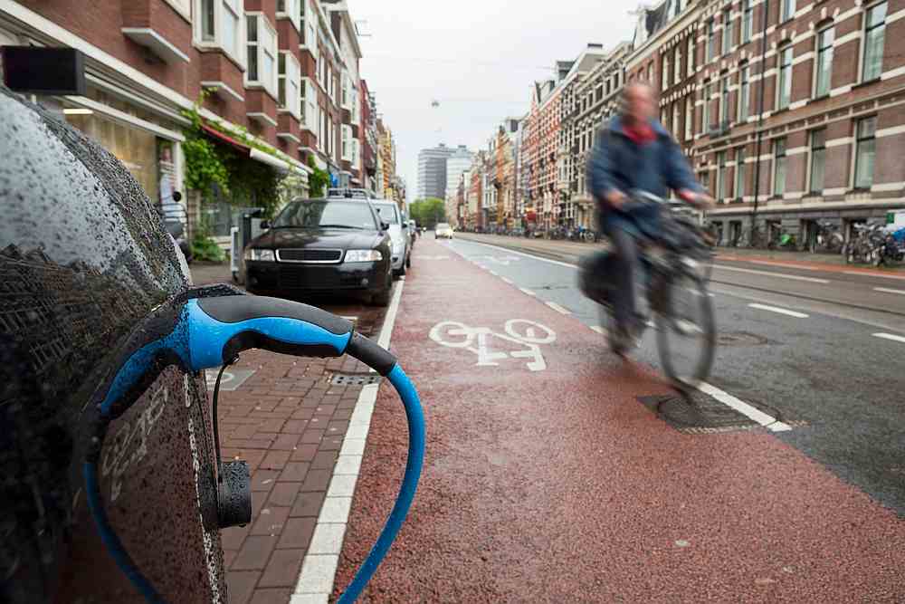 Internal combustion cars should gradually give way to electric vehicles in Europe's big cities (picture shows Amsterdam). u00e2u20acu201d tunart / IStock.com pic via AFP