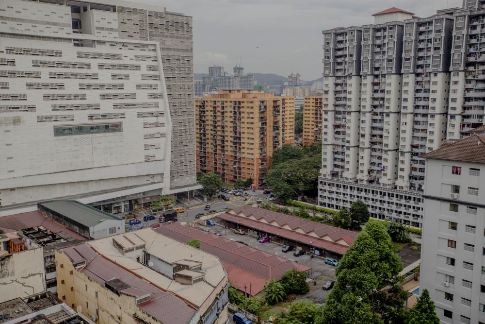 Residential and apartment buildings are pictured in Kuala Lumpur November 5, 2020. u00e2u20acu201d Picture by Firdaus Latif