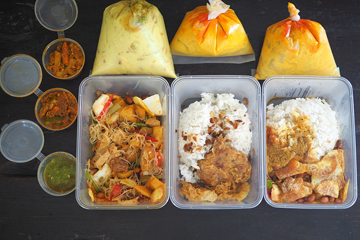 All your food is packed in boxes except the broths and the boxes are sealed with tape to prevent tampering