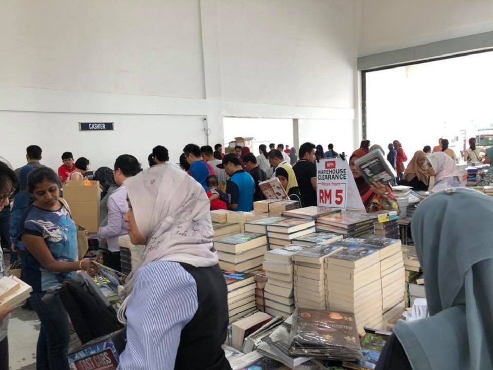 The MPH Virtual Warehouse Clearance offers shoppers savings of up to 40 per cent. ― Picture courtesy of MPH