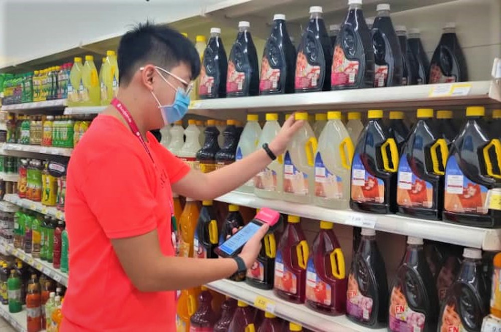 Tesco Malaysia has teamed up with Foodpanda Malaysia to deliver produce and groceries to customers. u00e2u20acu201d Picture courtesy of Tesco Malaysiann