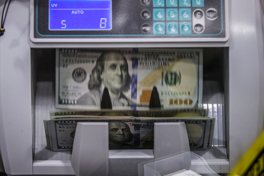 US dollars, November 24, 2019. u00e2u20acu201d Picture by Hari Anggara