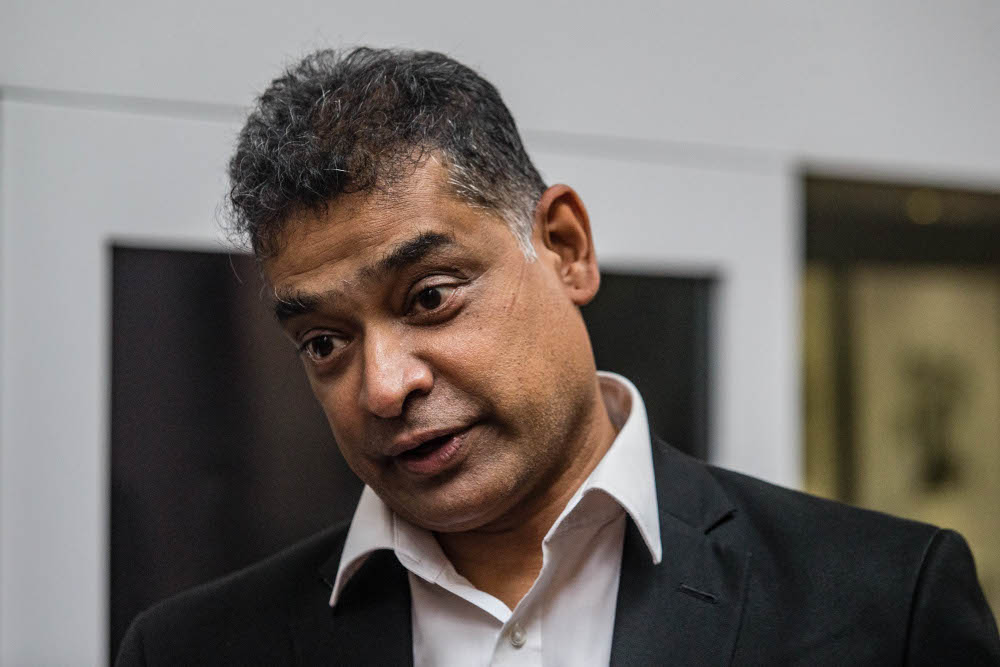 Senior lawyer KA Ramu says his peers should step up to tackle the issue of low wages and sexual harassment among young lawyers as an example to future generations of lawyers, December 16, 2020. — Picture by Firdaus Latif