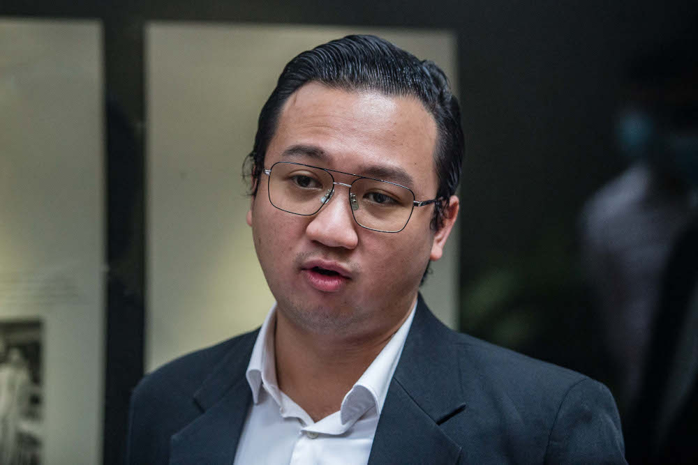 Lawyer Vince Tan, 29, argues that what little young lawyers are being paid by their respective firms is nearly unliveable with rising costs of living, especially in Klang Valley, December 16, 2020. — Picture by Firdaus Latif