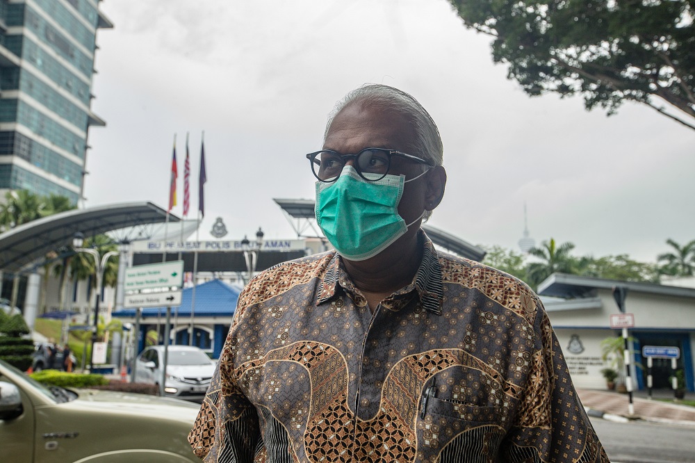 Klang MP Charles Santiago arrives at Bukit Aman before giving his statement to the police in Kuala Lumpur December 18, 2020. u00e2u20acu201d Picture by Firdaus Latif