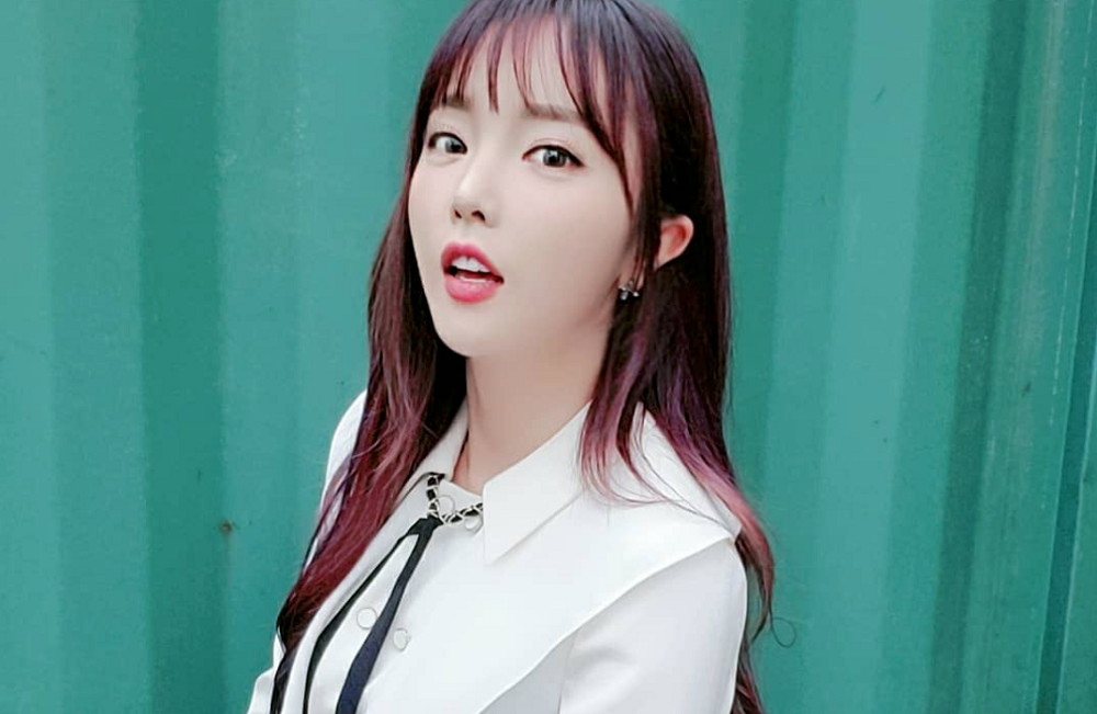 Hong previously held a masteru00e2u20acu2122s degree in trade and a PhD in business administration from Chosun University. u00e2u20acu201d Picture via Instagram/sambahong