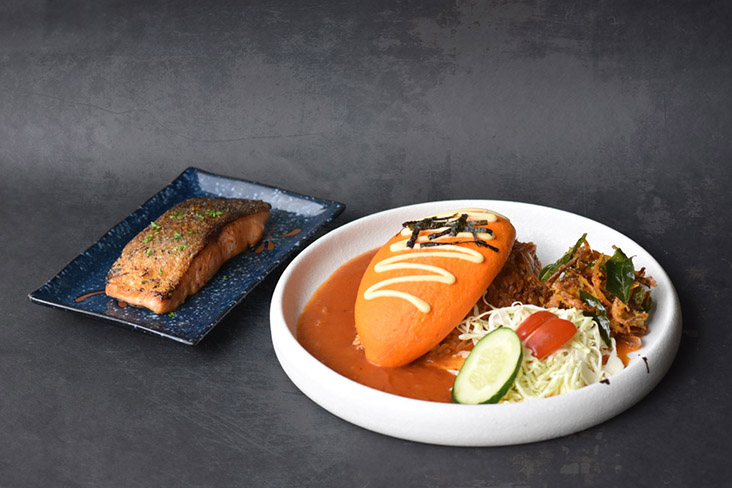 Get an extra dose of Omega-3 by pairing your 'omurice' with some salmon.