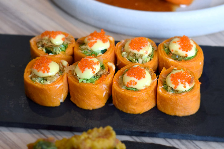 The omumaki is for lovers of both 'maki' rolls and omelettes.