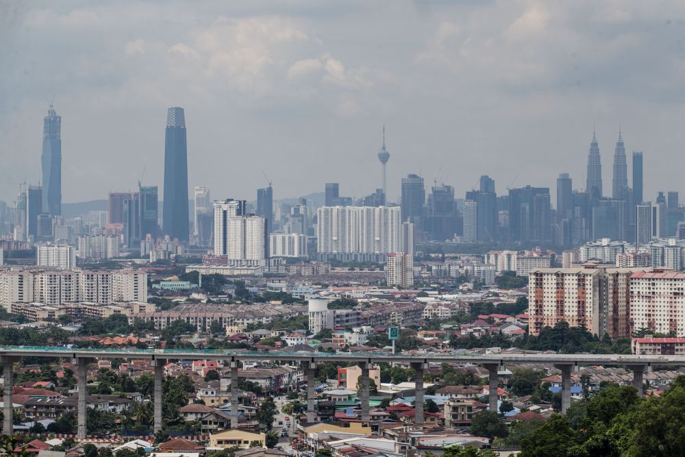 A general view of Kuala Lumpur December 23, 2020. u00e2u20acu201d Picture by Firdaus Latif