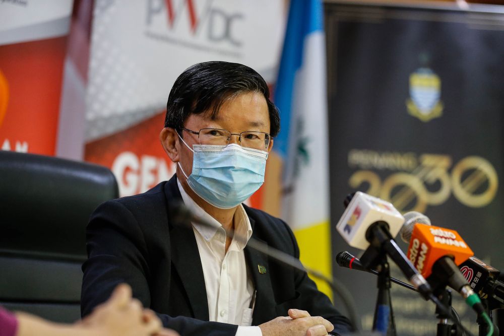 Penang Chief Minister Chow Kon Yeow speaks during a press conference at Komtar in George Town December 10, 2020. u00e2u20acu201d Picture by Sayuti Zainudin