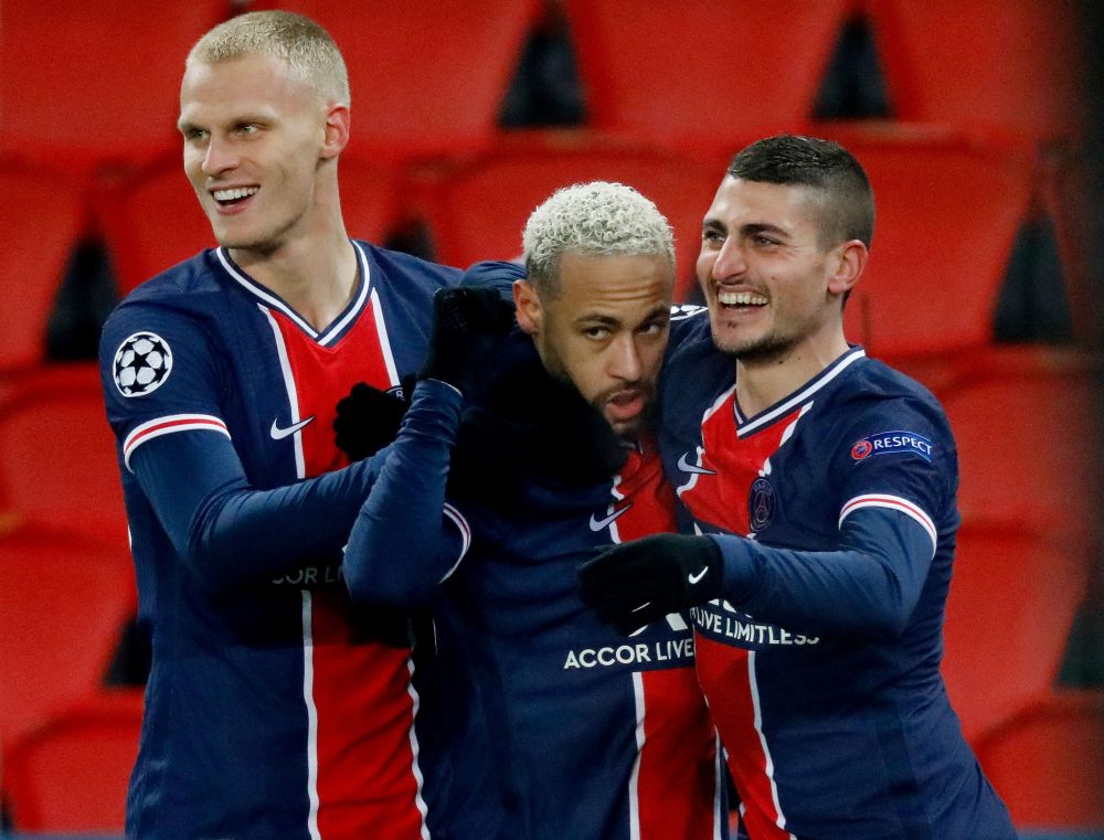 Paris St Germain's Neymar (centre) celebrates scoring against Istanbul Basaksehir FK at Parc des Princes, Paris, December 9, 2020. u00e2u20acu2022 Reuters pic