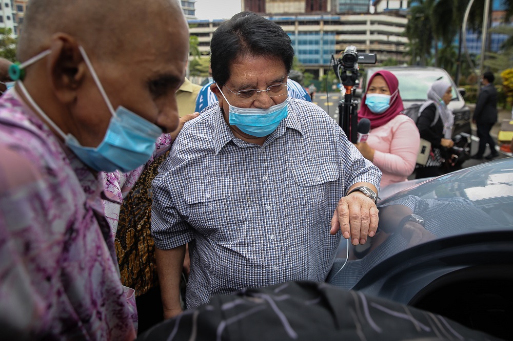 Former Federal Territories minister Datuk Seri Tengku Adnan Tengku Mansor is pictured leaving the Kuala Lumpur Court Complex December 21, 2020. u00e2u20acu2022 Picture by Yusof Mat Isa