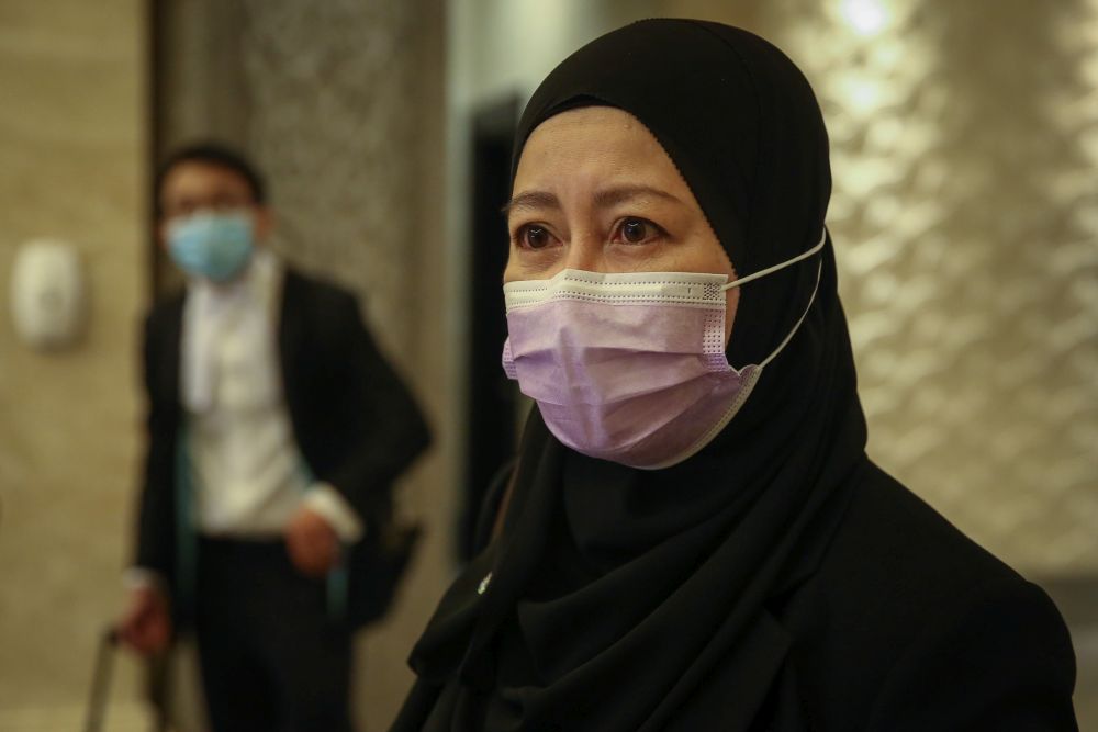 Lawyer Halimatunsa'diah Abu Ahmad speaks to reporters at the Federal Court in Putrajaya December 14, 2020. — Picture by Yusof Mat Isa