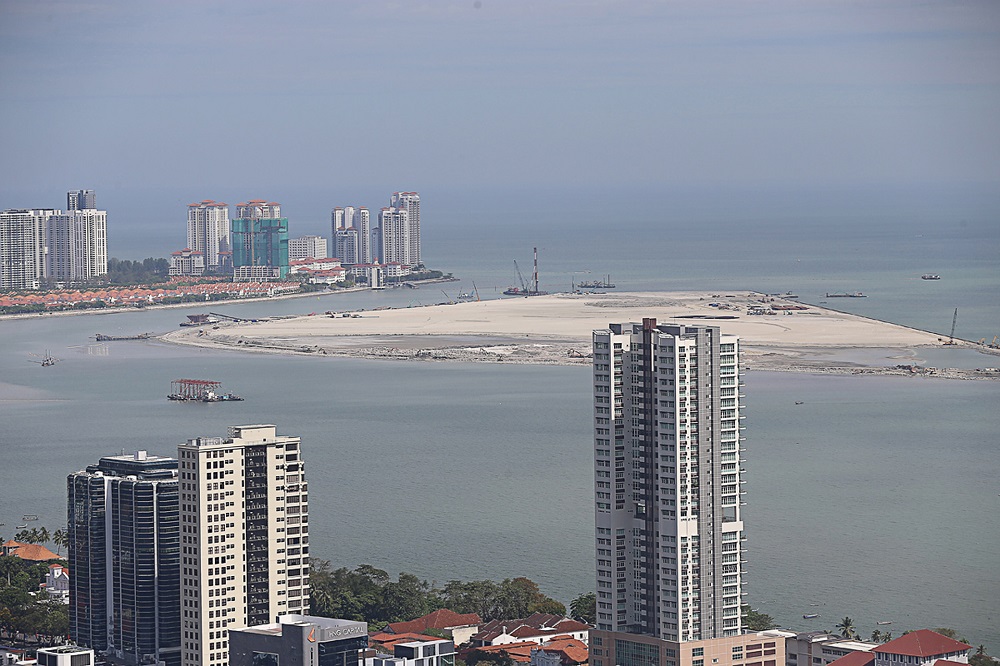 A general view of the reclaimed land at Gurney Wharf which is located at the coast of Gurney Drive in Penang September 18, 2020. — Picture by Sayuti Zainudin