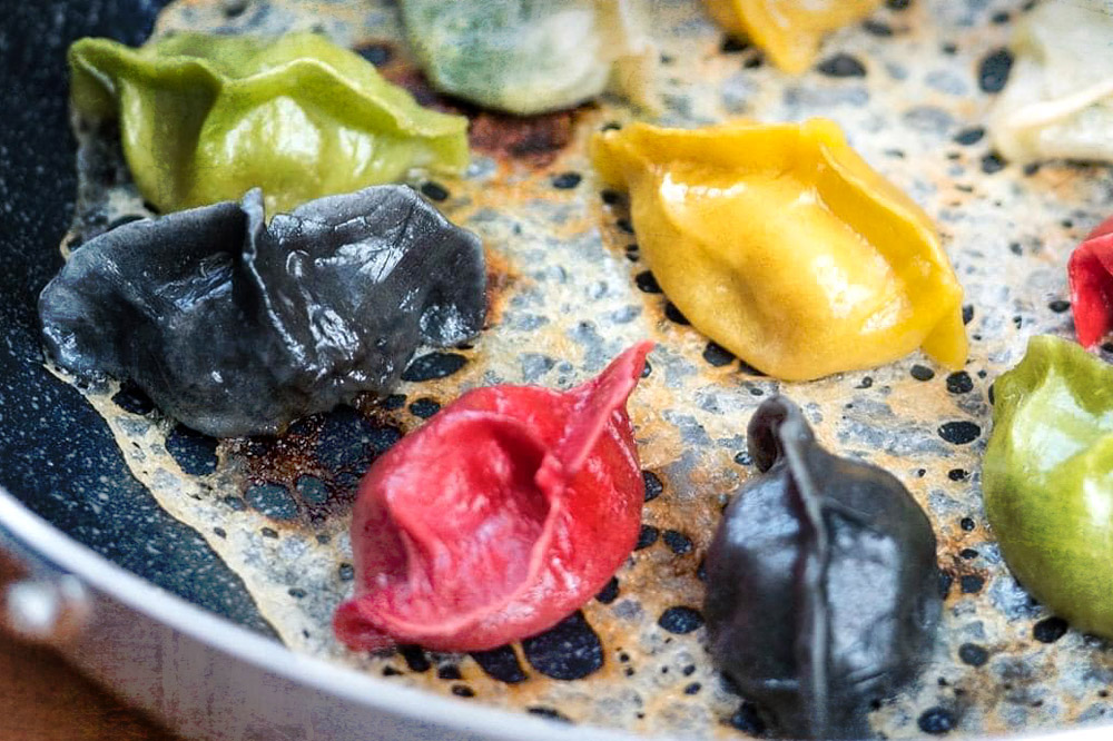 ‘Rainbow dumplings’ that use many of the same ingredients as 'guōkuī.'
