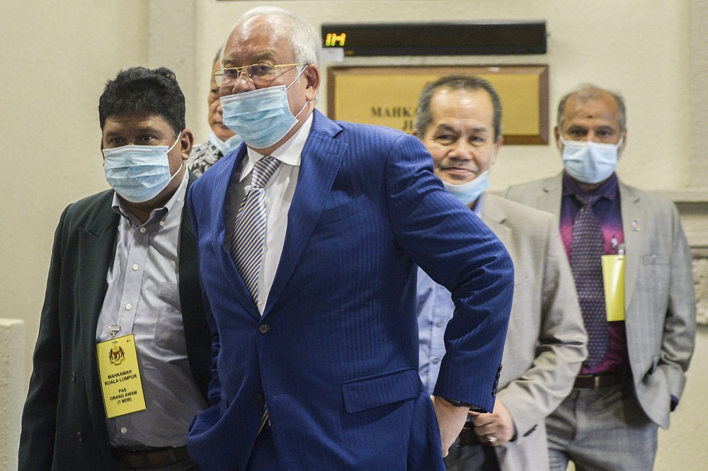 Datuk Seri Najib Razak is pictured at the Kuala Lumpur High Court on January 5, 2021. u00e2u20acu201d Picture by Miera Zulyana nn