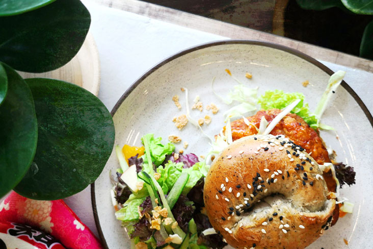 For something savoury, try the fried pork sesame bagel with sriracha sauce.