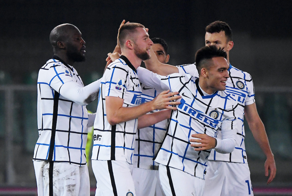 Inter Milanu00e2u20acu2122s Milan Skriniar celebrates scoring their second goal with teammates against Hellas Verona at the Stadio Marcu00e2u20acu2122Antonio Bentegodi in Verona, Italy, December 23, 2020. u00e2u20acu2022 Reuters picnnn