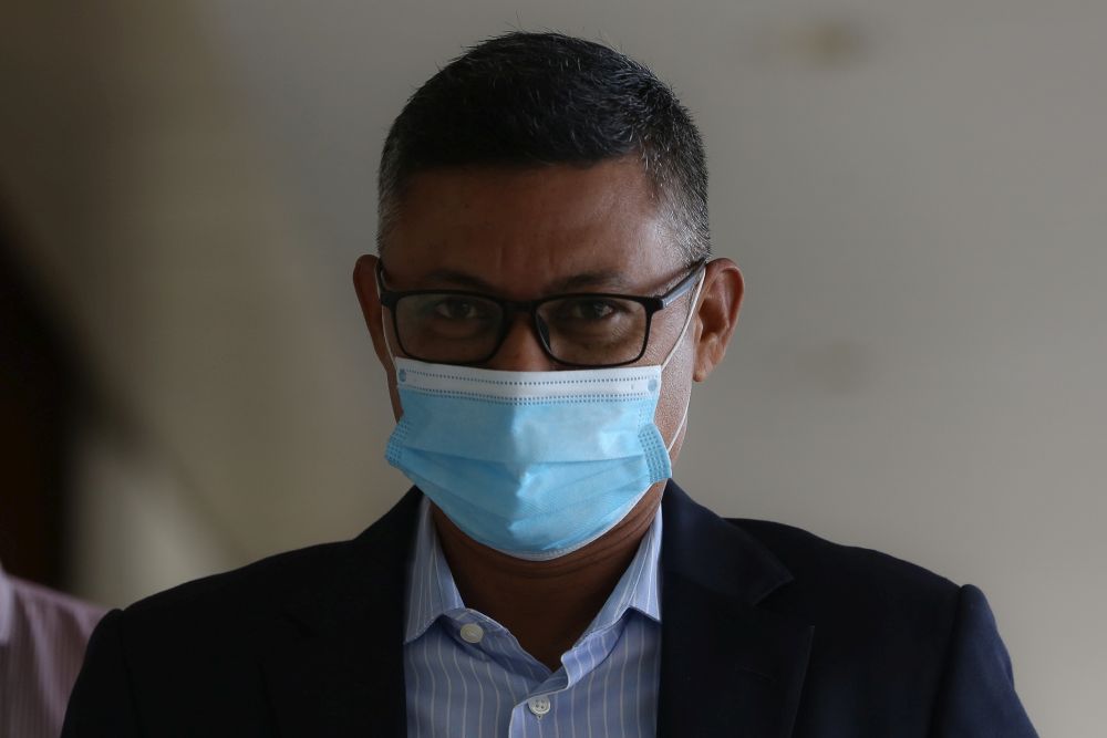 Former 1MDB CEO Mohd Hazem Abd Rahman is pictured at the Kuala Lumpur High Court January 6, 2021.  — Picture by Yusof Mat Isa