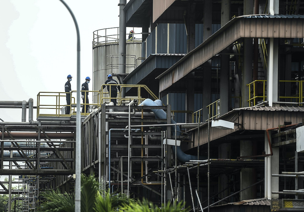 One worker was killed while two others were injured following a small explosion at a factory in the Tanjung Langsat industrial area in Pasir Gudang, January 16, 2021. u00e2u20acu201d Bernama pic