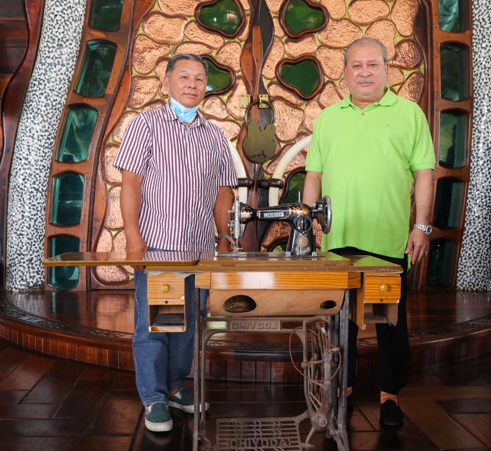 The antique sewing machine will go on display at Mersing Museum. u00e2u20acu201d Picture from  Facebook/SultanIbrahimSultanIskandar