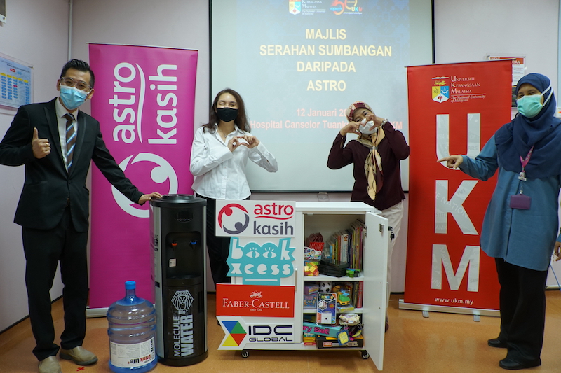 Each educational cart comes with engaging learning tools, books and games for the young patients to use. u00e2u20acu201d Picture courtesy of Astro