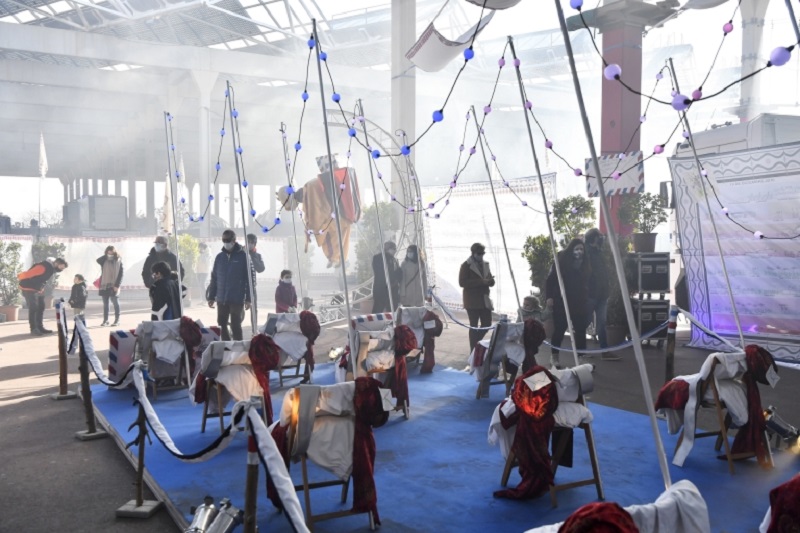 People visit the u00e2u20acu02dcMagic of the Orientu00e2u20acu2122 fair marking Epiphany celebrations in Barcelona. u00e2u20acu2022 AFP pic