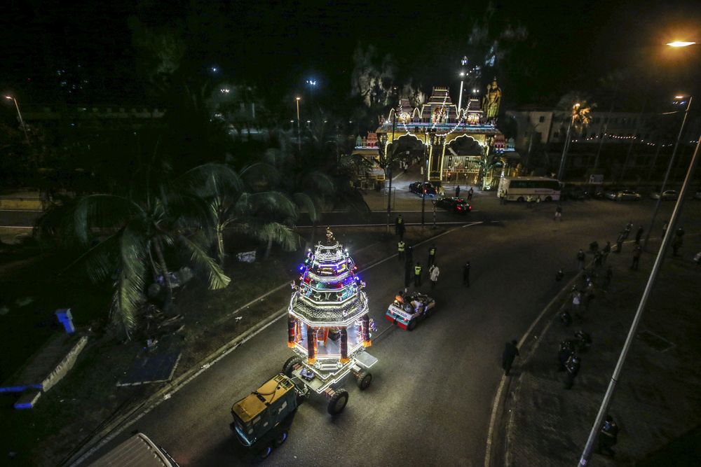 The chariot bearing the statue of Lord Muruga arrives at the Sri Subramaniam Swamy Temple in Batu Caves January 27, 2021. u00e2u20acu201d Picture by Hari Anggara