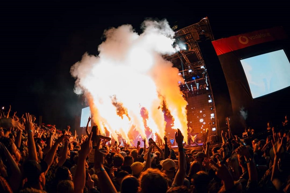 New Zealanders ring in 2021 with a full-blown concert amid the Covid-19 pandemic. u00e2u20acu2022 Picture via Facebook/RhythmandVines