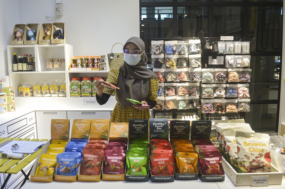 Pop The Arcade with its arcade concept. 