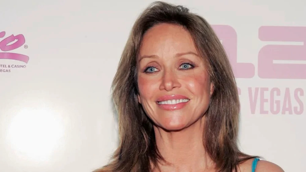 Actress Tanya Roberts poses on the purple carpet during the unveiling of the 3121 nightclub at the Rio All-Suite Hotel & Casino in Las Vegas, Nevada in this file picture taken on November 8, 2006. u00e2u20acu201d Reuters pic