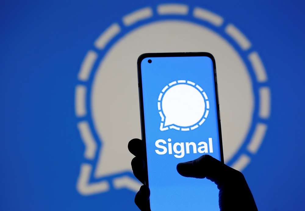 The Signal messaging app logo is seen on a smartphone, in front of the same displayed same logo, in this illustration taken, January 13, 2021. u00e2u20acu2022 Reuters pic