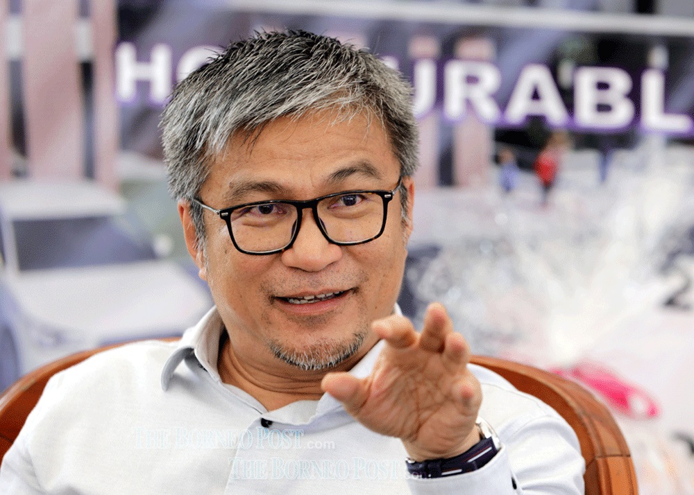 Dr Annuar Rapaee said those who are on the fence about the vaccine could be because they were adopting a u00e2u20acu02dcwait-and-seeu00e2u20acu2122 attitude to see if their friends or relatives develop problems after getting the vaccination. u00e2u20acu201d Borneo Post Online