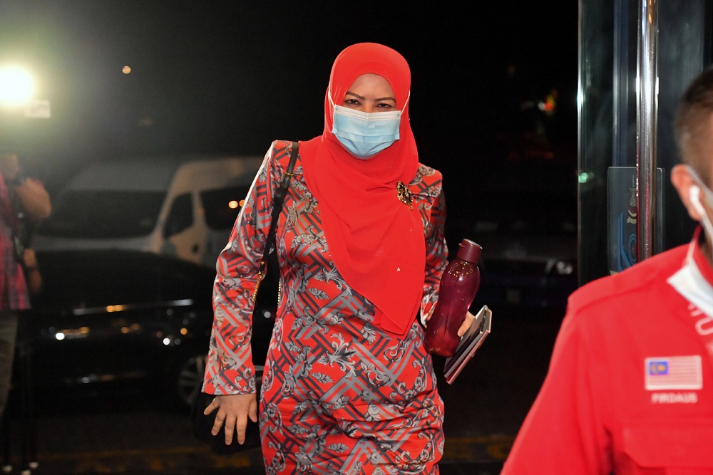 Datuk Seri Rina Mohd Harun arrives for a meeting at the Parti Pribumi Bersatu Malaysia headquarters in Kuala Lumpur January 6, 2020. u00e2u20acu201d Bernama pic
