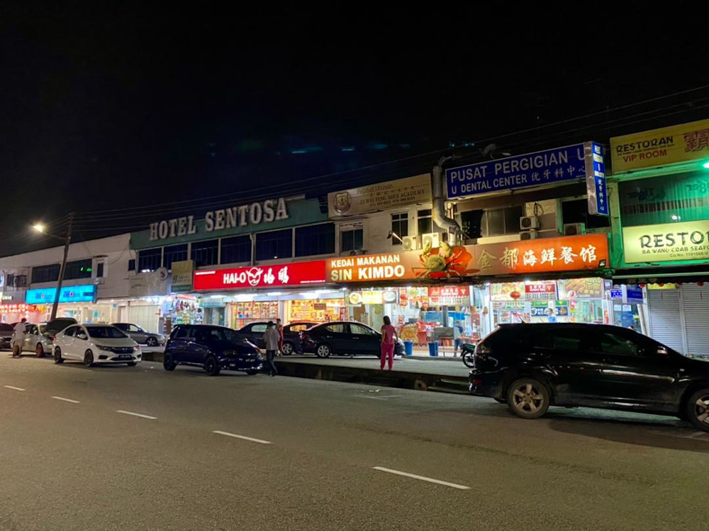 Traditionally, Taman Sentosa in Johor Baru is busy weeks before the Chinese New Year celebrations but the area is now quiet after 7pm. — Picture by Ben Tan