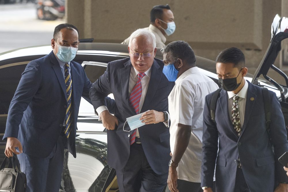 Datuk Seri Najib Razak arrives at the Kuala Lumpur High Court on February 11, 2021. u00e2u20acu201d Picture by Miera Zulyana