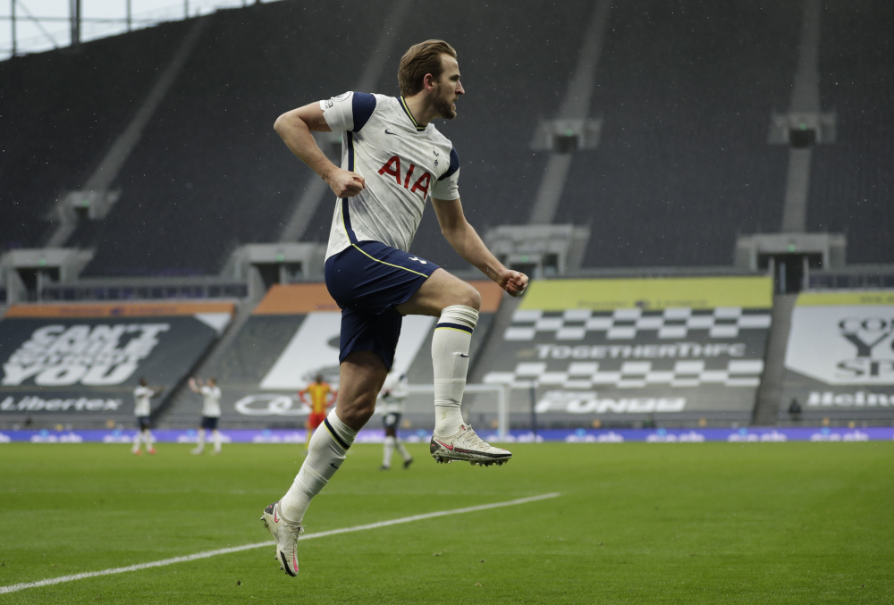 Tottenham Hotspur's Harry Kane celebrates scoring their first goal during the Premier League match between Tottenham Hotspur and West Bromwich Albion at Tottenham Hotspur Stadium, London February 7, 2021. u00e2u20acu201d Pool/Reuters pic