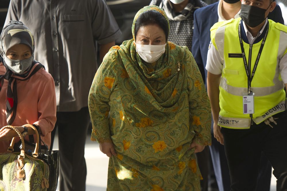 Datin Seri Rosmah Mansor arrives at the Kuala Lumpur High Court on February 10, 2021. u00e2u20acu201d Picture by Miera Zulyanan
