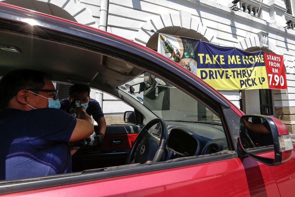 The Royale Chulan Penang’s takeaways and deliveries for breakfast, tea break, lunch and dinner are from 8am to 7.30pm. ― Picture by Sayuti Zainudin