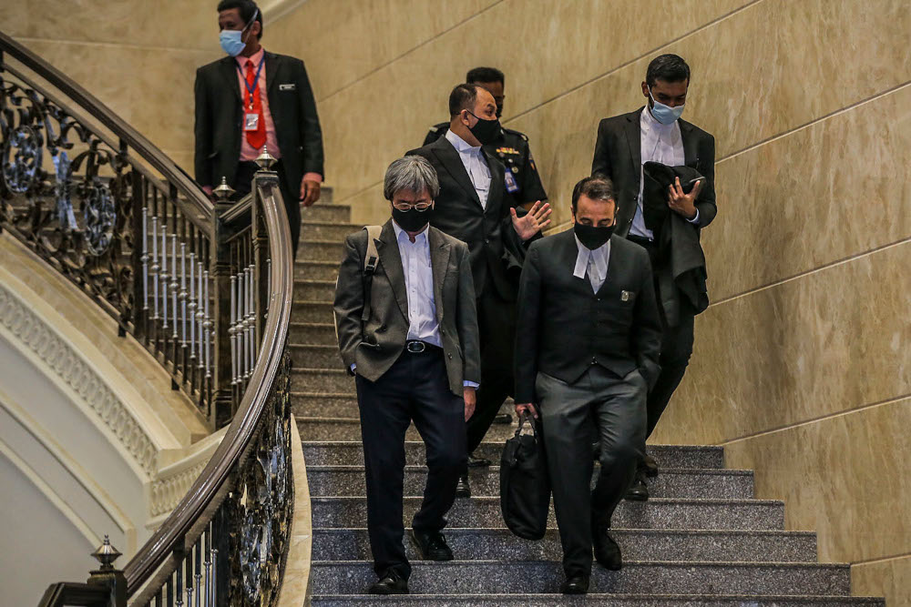 Malaysiakini editor-in-chief Steven Gan at the Federal Court in Putrajaya February 19, 2021. u00e2u20acu2022 Picture by Hari Anggara