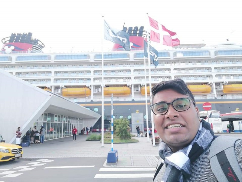 Dave was travelling the world as a chef on a cruise ship before he was let go due to the Covid-19 pandemic. — Picture courtesy of Chef Dave