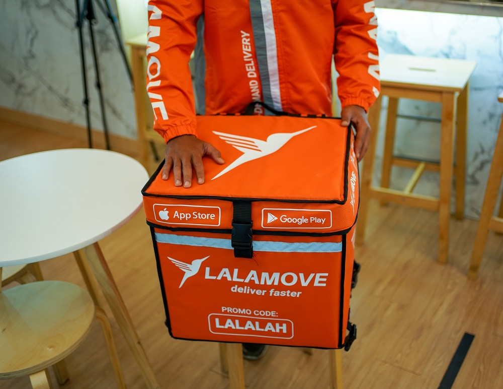 Lalamove operates on a pay-per-use scheme instead of a fixed contract and this is seen as a key advantage in servicing SMEs. — SoyaCincau pic