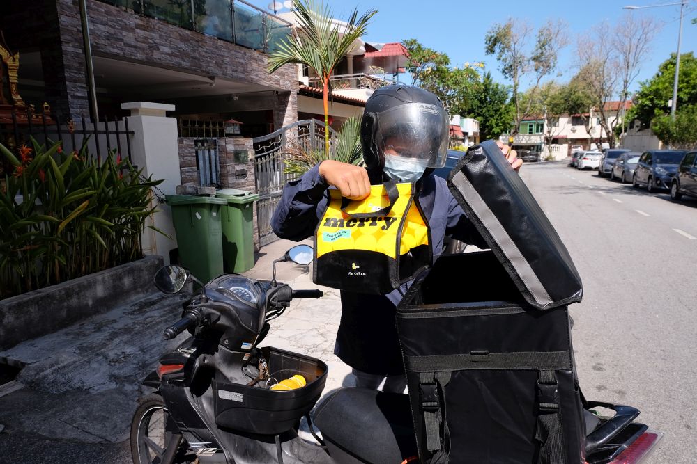 Merry Ice Cream delivers its products directly to customers in Penang. — Picture by KE Ooi