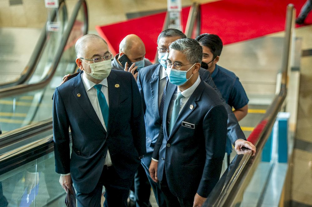 Finance Minister Datuk Seri Tengku Zafrul Abdul Aziz (right) and Transport Minister Datuk Seri Wee Ka Siong are pictured at a Malaysia Prihatin event at the Putrajaya International Convention Centre March 1, 2020. u00e2u20acu201d Picture by Shafwan Zaidon